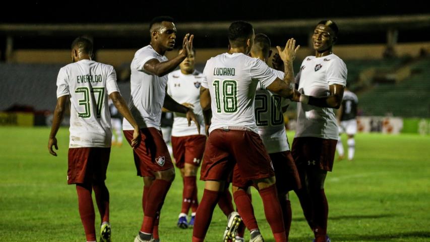 Flu goleia e passa de fase na Copa do Brasil