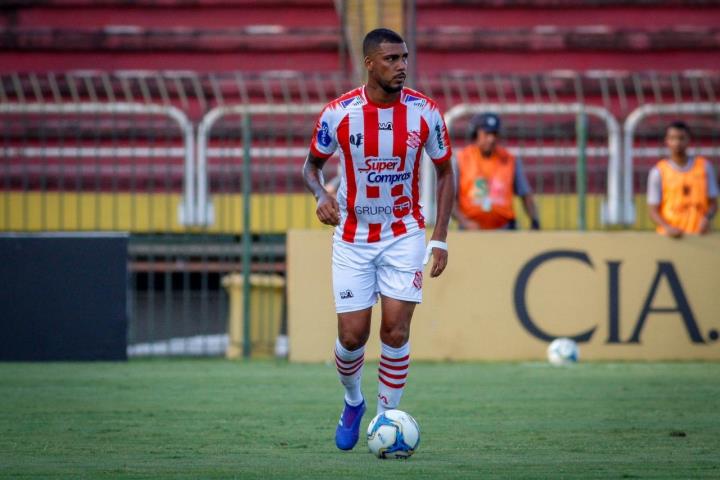 Rodrigo Lobão mantém confiança na boa campanha do Bangu