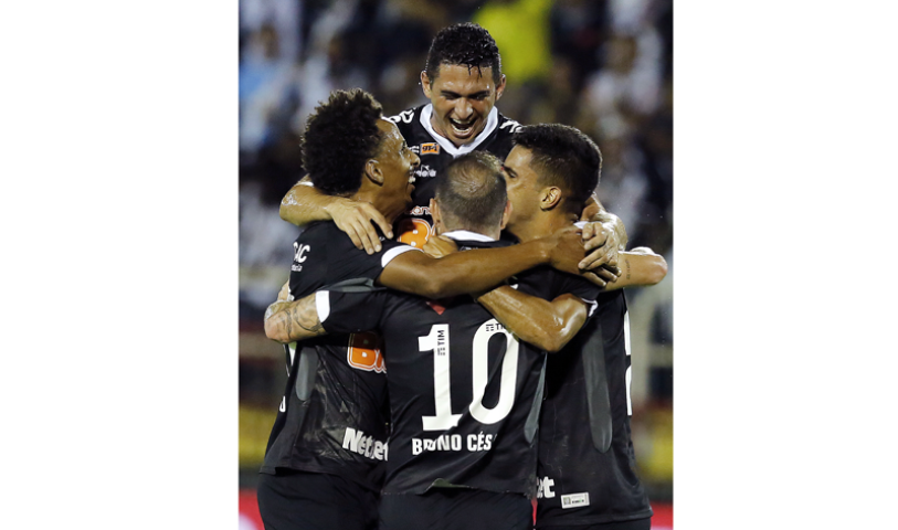 Vasco bate o Resende e segue vivo na Taça Rio
