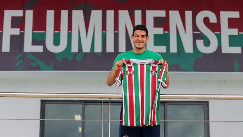 Fluminense acerta a contratação do zagueiro Nino