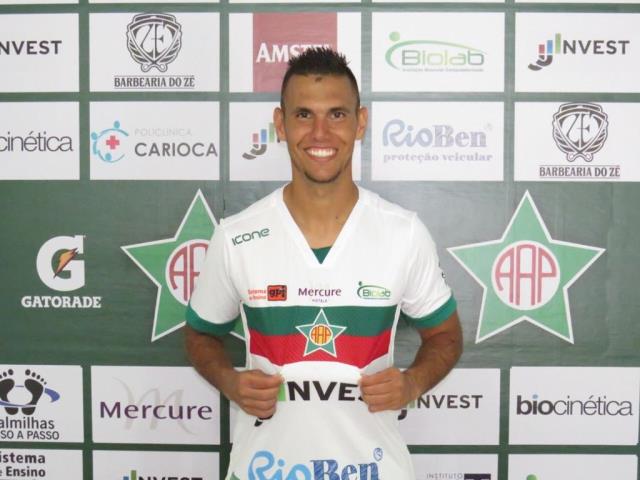 Atacante Alex é a nova contratação da Portuguesa para a Série D