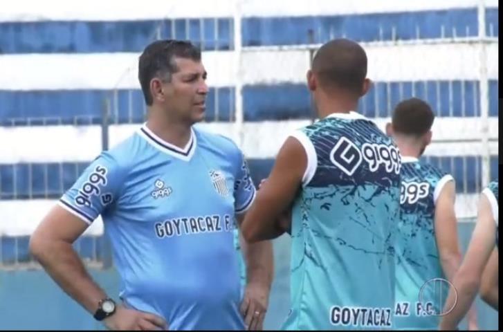 João Carlos destaca a força da torcida alvianil para sua chegada