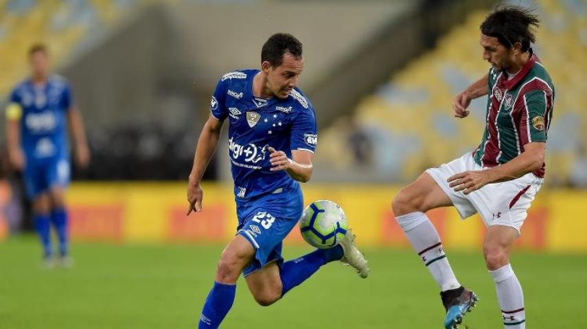 Flu arranca empate nos acréscimos