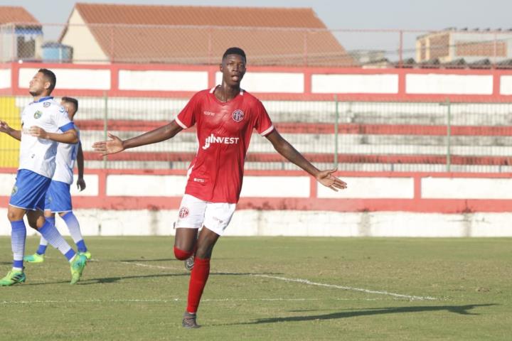 America bate o Sampaio Corrêa e entra no G2