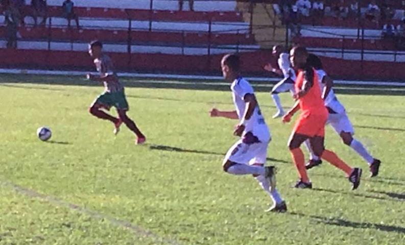 Campos segue imbatível na Taça Santos Dumont