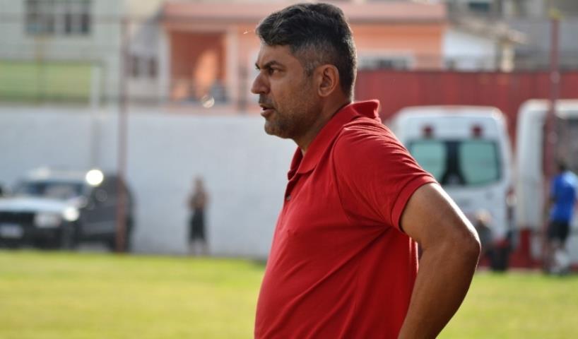 Junior Gomes comemora vitória do Nova Cidade, mas faz alerta para jogo contra o Gonçalense