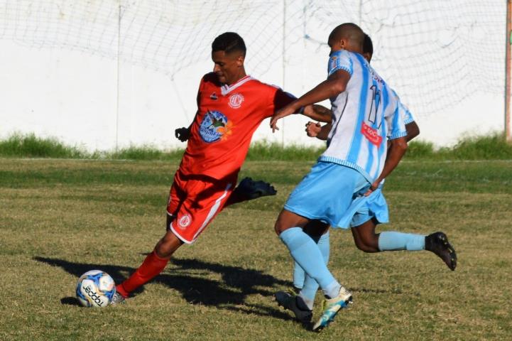 Nova Cidade bate o Angra: 2 a 1