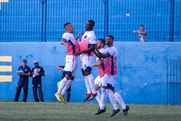 Bonsucesso segue com 100%