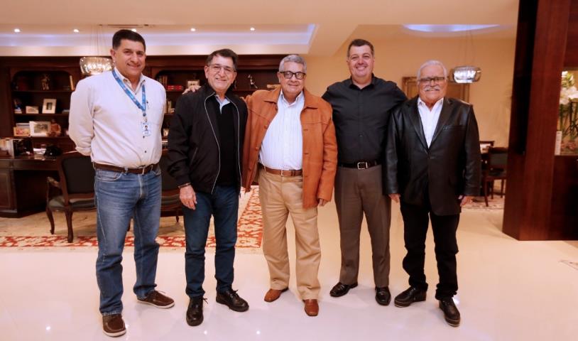 Renê Simões visita a FERJ