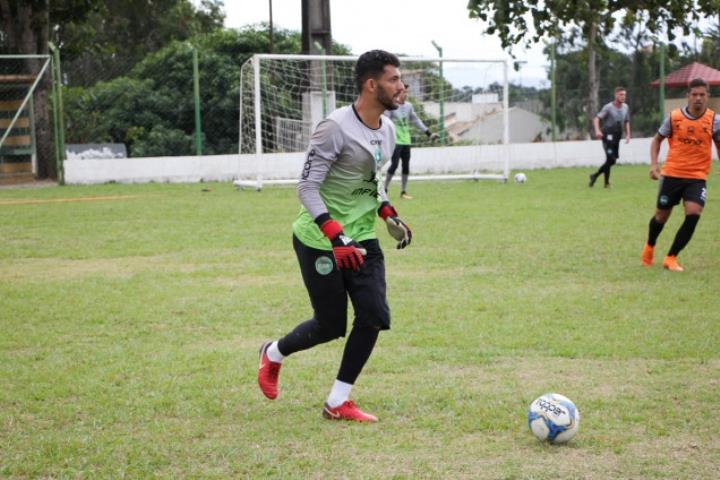 Matheus Phillipe confia na classificação do Serra Macaense