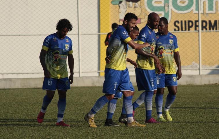 Sampaio derrota o Campos e segue na luta pela vaga