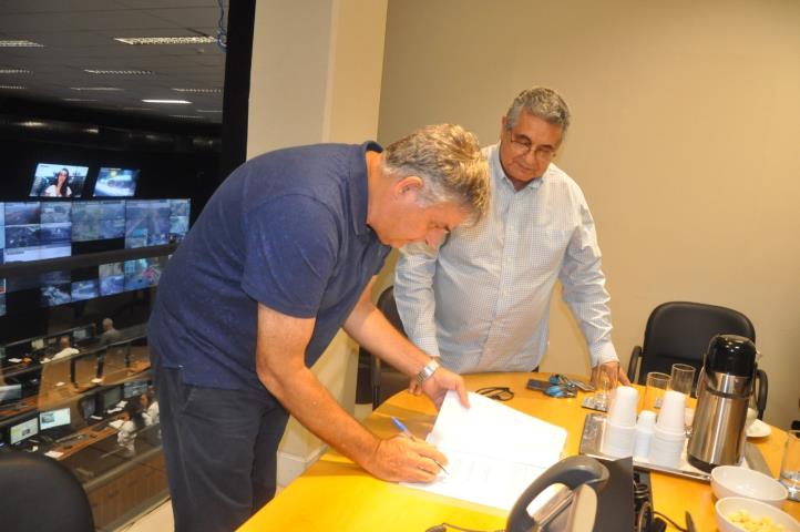 FERJ firma parceria com o Centro de Operações-COR