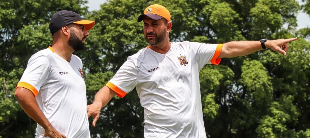 Hermes Junior assume o Nova Iguaçu para o restante do Carioca