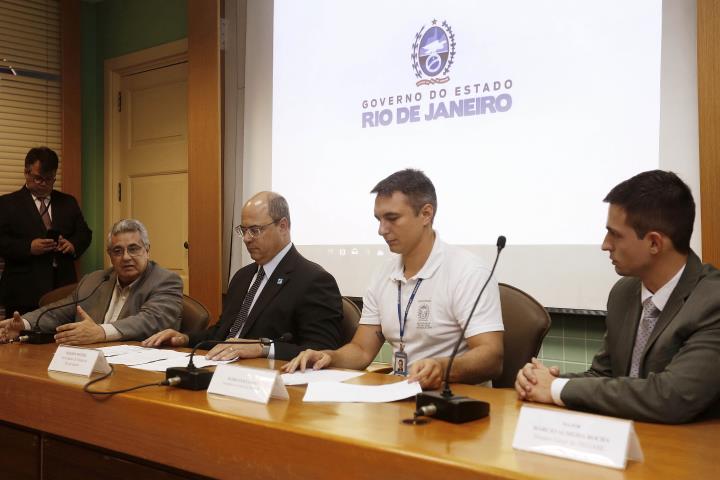 FERJ e Governo do Estado assinam convênio