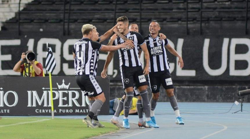 Botafogo estreia titulares e fatura a 1ª vitória no Carioca