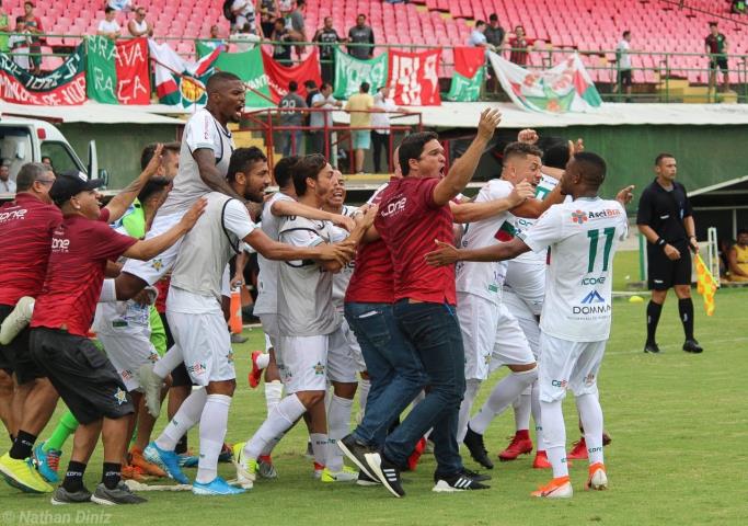 Lusa vira e se classifica para fase principal