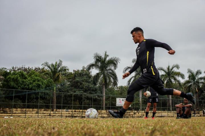 Voltaço inicia última semana de treinamentos antes da estreia na Série C