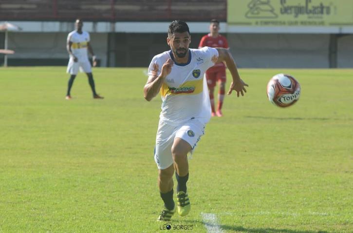 Sampaio aposta em jogadores identificados com o clube para vencer a B1