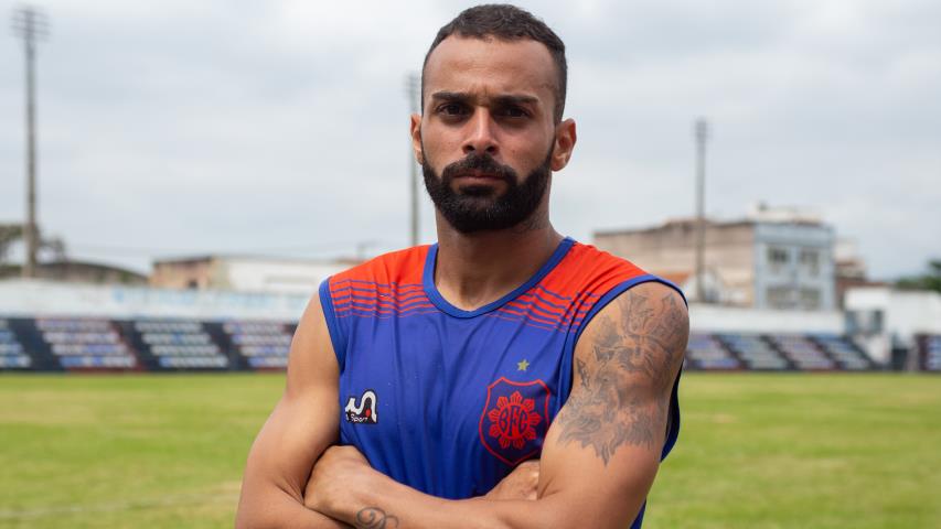 Bonsucesso fecha com Wellington Júnior