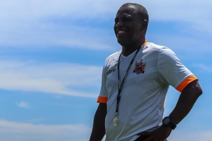 Carlos Vitor: "Esse grupo é muito forte para brigar pela vaga"