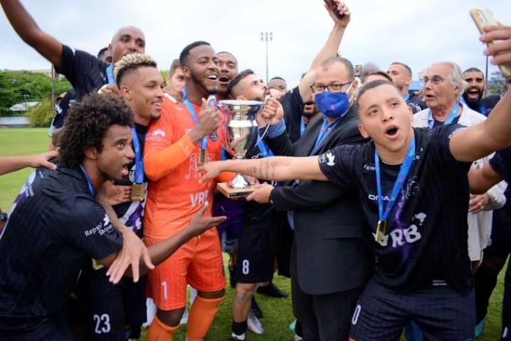 Pérolas Negras conquista a Taça Maracanã