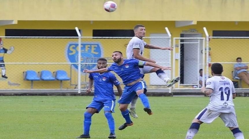Paduano abre vantagem na final da Série B2