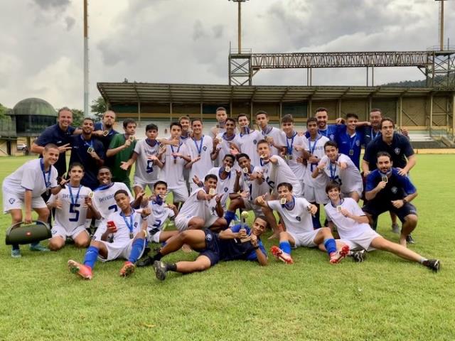 Serrano conquista a Série A2 Sub-15