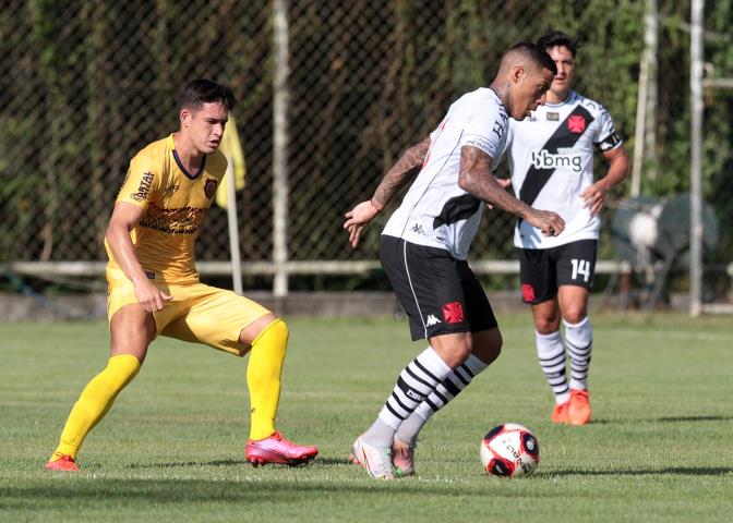Madureira arranca empate diante do Vasco