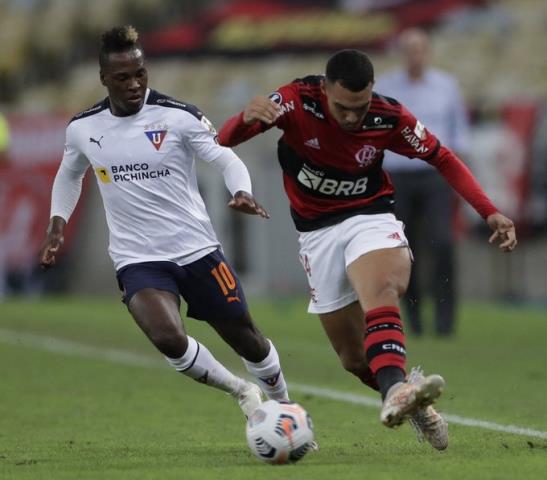 Fla empata com a LDU e se classifica na Libertadores