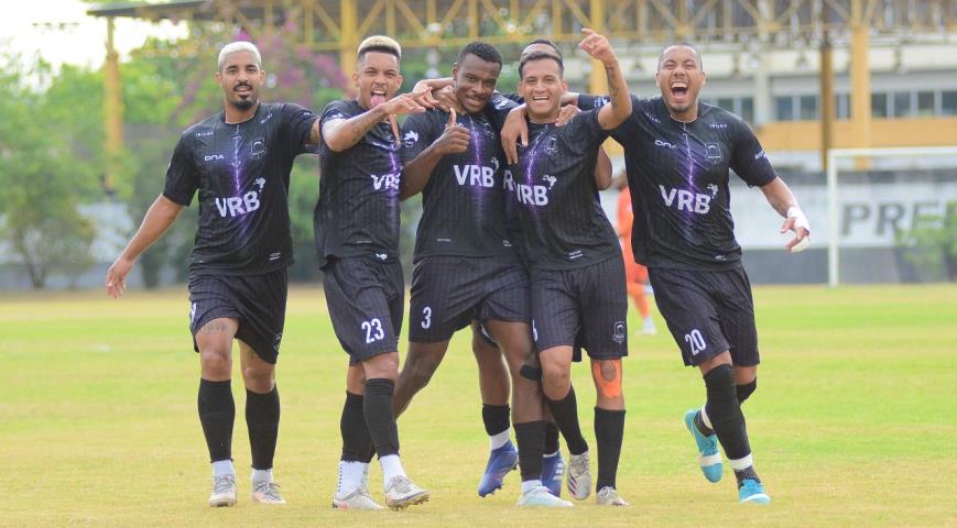 Pérolas Negras abre grande vantagem na semifinal da Copa Rio