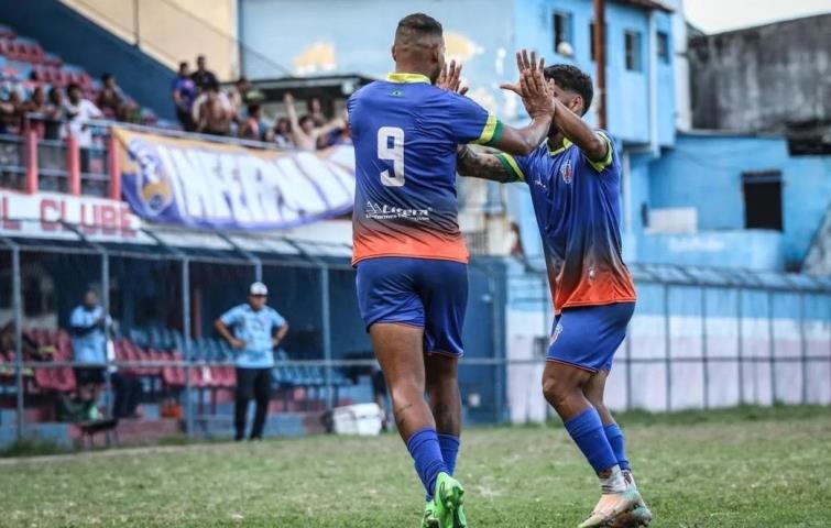 Favoritos vencem na rodada da Série B1