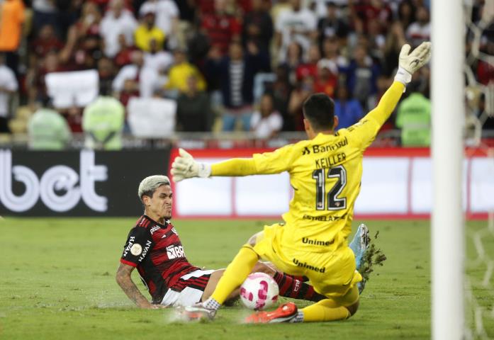 Tudo igual no Maracanã