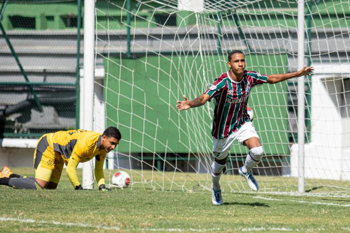 Sub-20: Moleques de Xerém vencem o clássico
