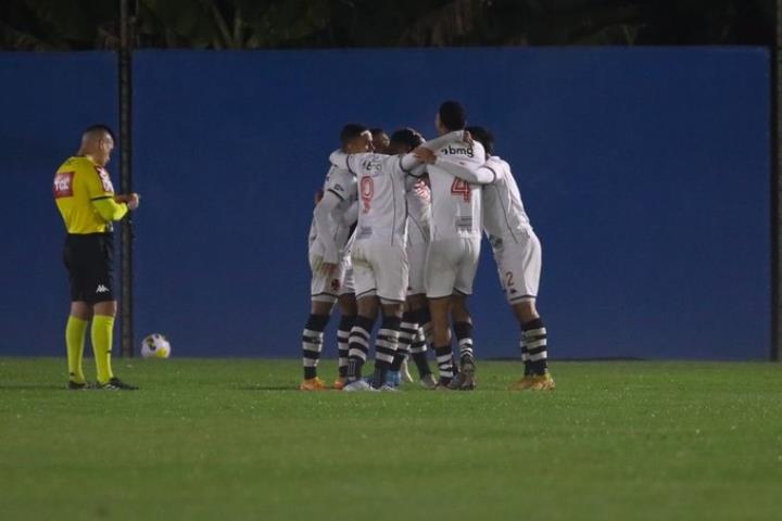 Brasileiro Sub-20: Vasco congela o Grêmio-RS no Sul