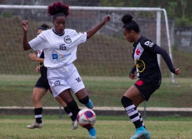 Chuva de gols no Carioca Feminino