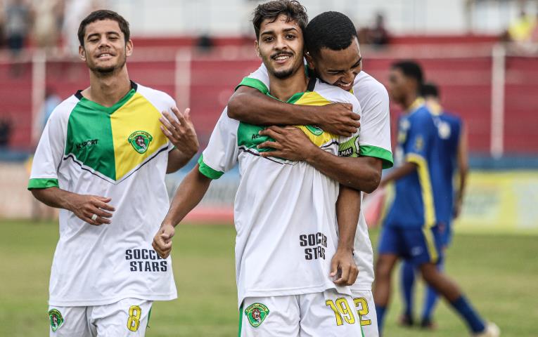 Muitos gols e a classificação do São Cristóvão na rodada da Série C