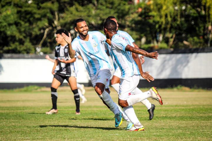 Macaé vence e deixa o Z2 da Série A2 Carioca