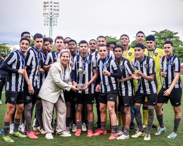 Alvinegros faturam a Taça Rio Sub-15