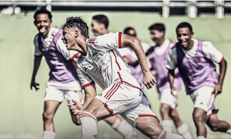 Copa Rio Sub-15: Flamengo vence de virada