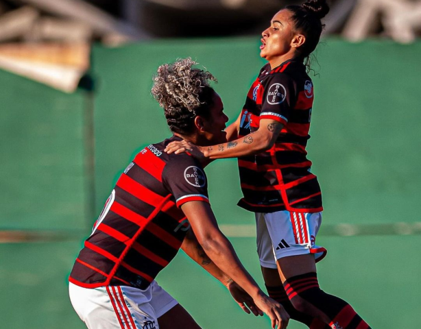 Fla vence clássico e encosta no G4 do Brasileirão Feminino