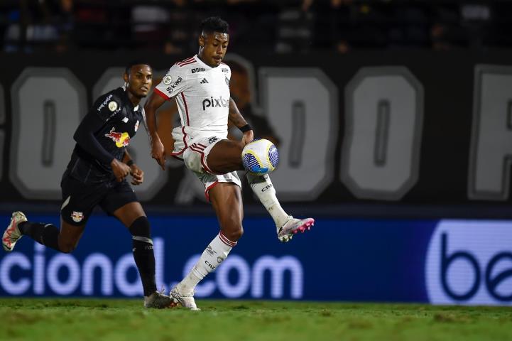 Fla e Bragantino-SP empatam no interior paulista
