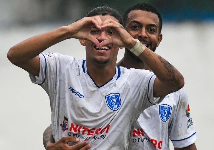 Série C: Niteroiense e Uni Souza estão nas semifinais