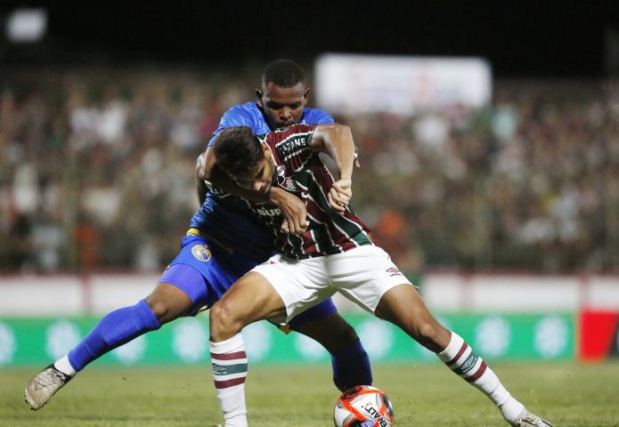 Flu e Sampaio empatam no encerramento da rodada