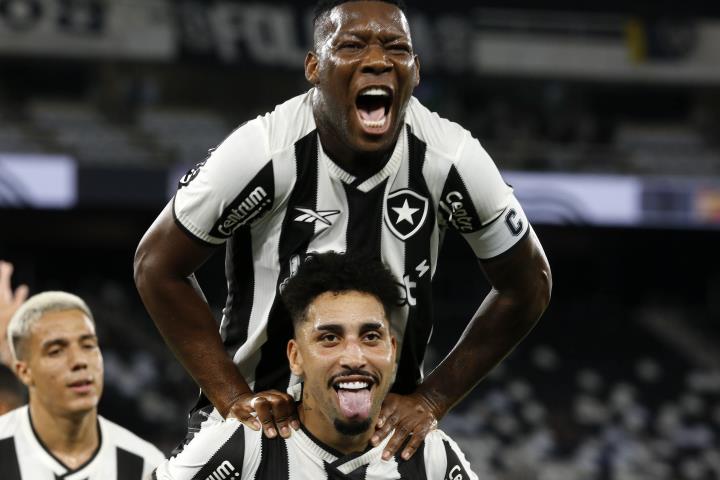 Glorioso se reabilita e vence a 1ª no Carioca Superbet