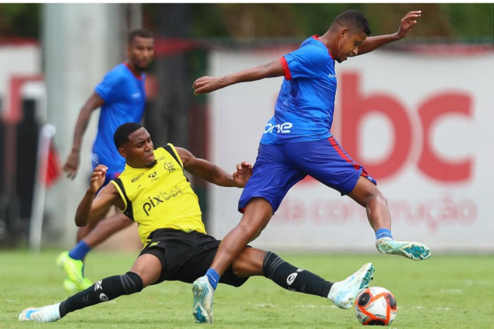 Flamengo e Maricá disputam amistoso