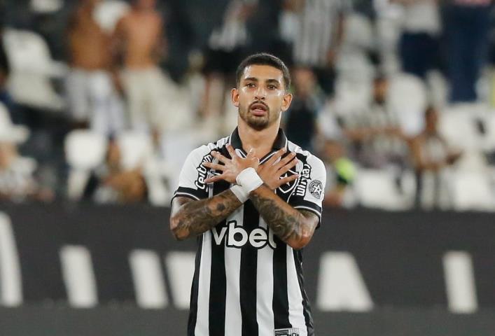 Vitória coloca Alvinegro no G4 do Brasileirão