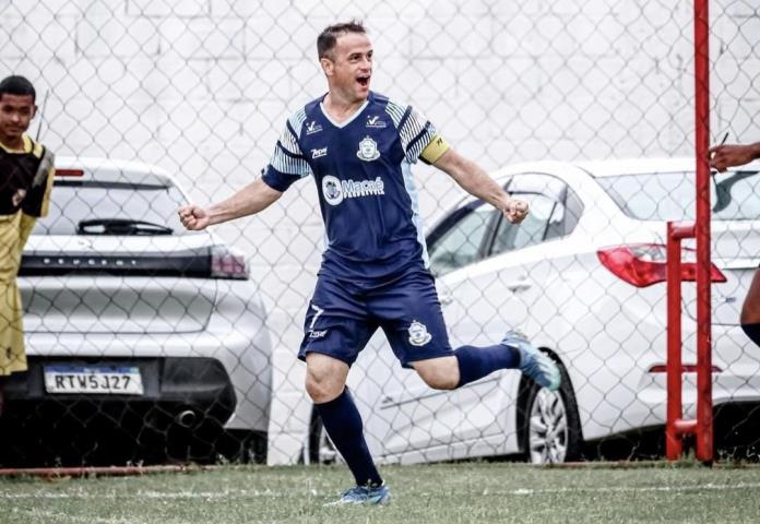 Goleada leva o Macaé Esporte ao G4 da B2