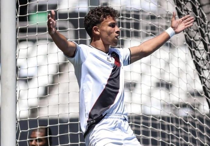 Vasco sai na frente nas semifinais da Copa Rio Sub-17 e Sub-15