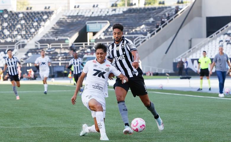 Botafogo fica no empate com o Santos