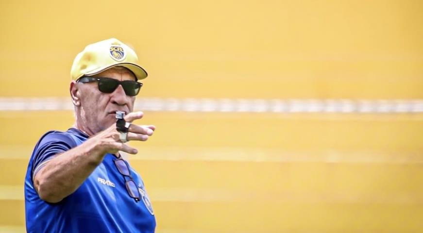 Alfredo Sampaio anuncia três amistosos para o Galinho da Serra